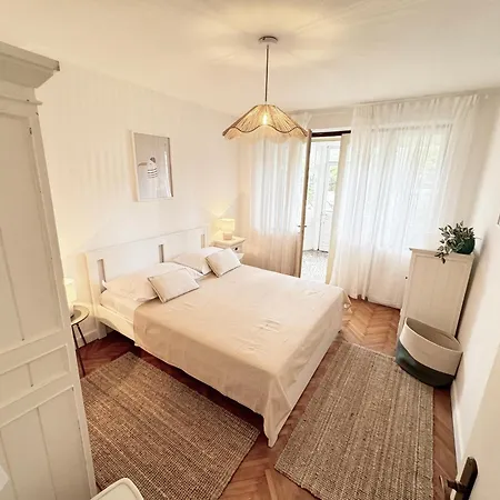 Semesterbostad Casa Faria *